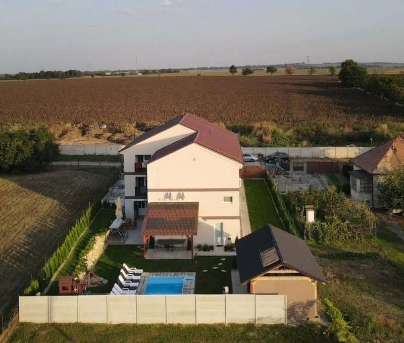 Rezidencia Podhájska v tichom prostredí