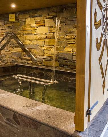 Poľský SPA komplex Terma Bania sa delí na 3 hlavné zóny: Relax, Fun a Saunárium