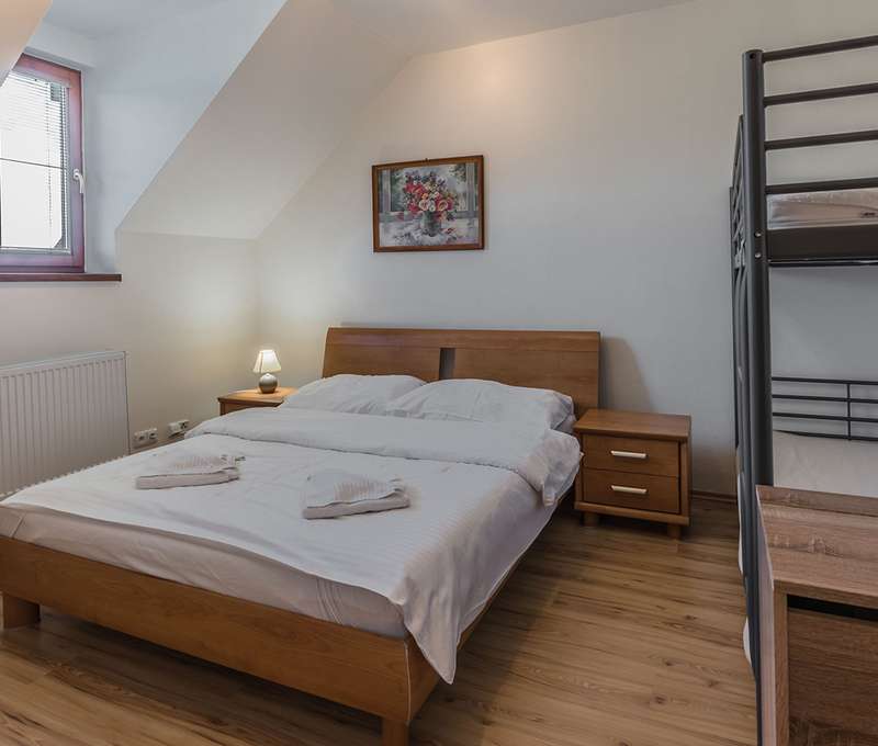 Ubytovanie  v 28 moderne zariadených, dvojlôžkových apartmánoch v 3 kategóriách
