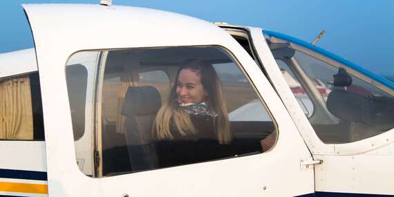 Vyleťte do výšin a vyskúšajte si pilotovanie na vlastných krídlach/Nové Zámky, Nitra, Dubová, Sládkovičovo