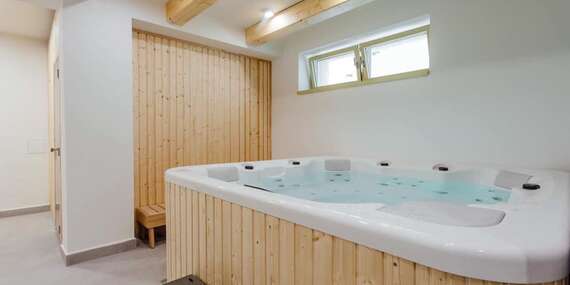 Resla Residence*** v centre Banskej Štiavnice pri Klopačke s raňajkami a privátnym vstupom do wellness/Banská Štiavnica