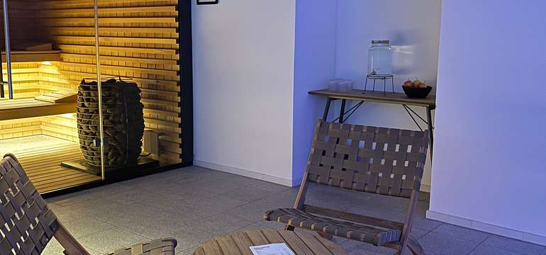 K dispozícii: fínska sauna, infra sauna, vírivka, plachta aj uterák