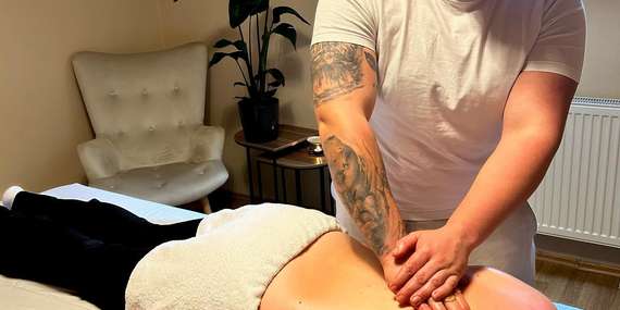 Doprajte si masáž, ktorá zbaví telo bolesti a myseľ stresu už dnes/Zvolen