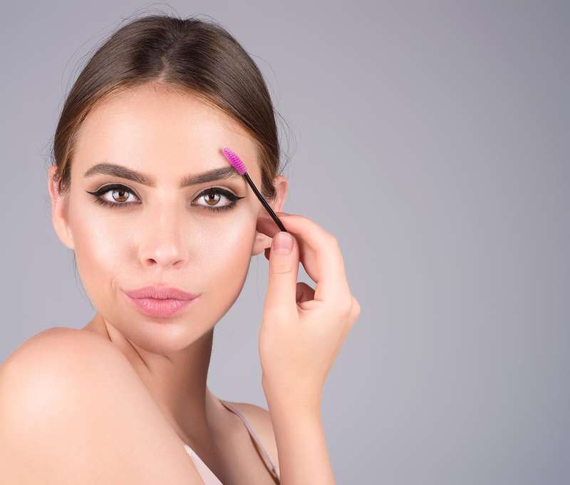 Laminácia obočia a Lash Lifting s farbením