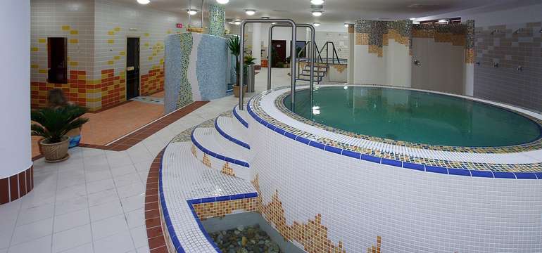 Wellness Hotel Patince****, bazén