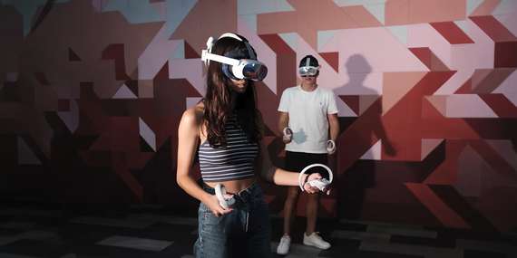 PRVÝKRÁT U NÁS: Virtuálna realita TimeShift Bratislava pre 2 alebo 4 hráčov/Bratislava