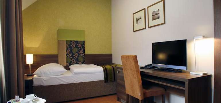  Hotel BELASSI ****