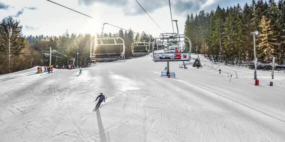 SKIPAS na perfektnú lyžovačku v Jasenskej doline so sedačkovou lanovkou a 5 vlekmi/Veľká Fatra - Kašová