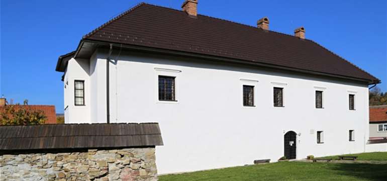 Renesanční zámeček Radoľa