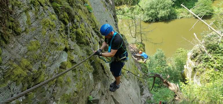 Čeká vás jednodenní privátní via ferrata kurz včetně teorie