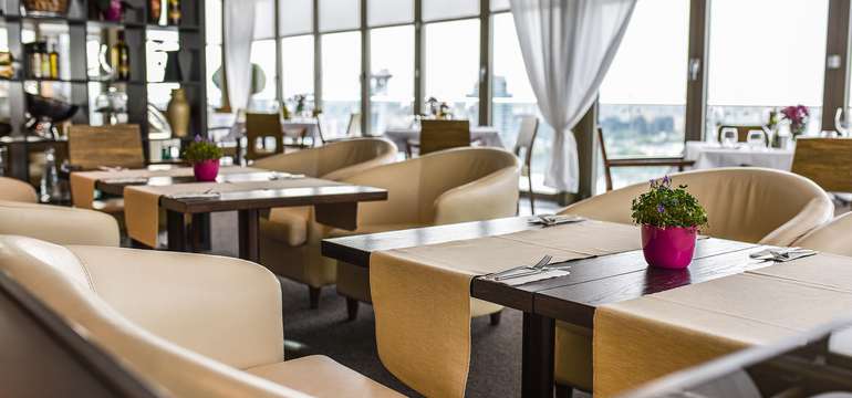 Interiér Restaurant Parlament 