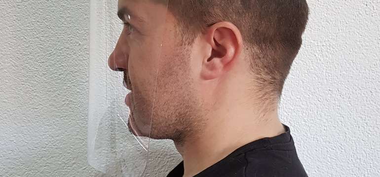 Ochranný štít s vymeniteľnou prednou časťou