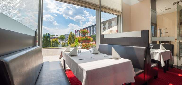Premier Krakow Hotel