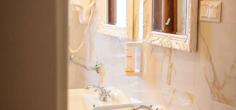 Rodinný apartmán (2+3) na Smolenickom zámku