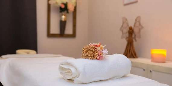 Relaxačná, klasická celotelová alebo antistresová masáž hlavy v Eleonor Esthetic/Bratislava – Staré Mesto