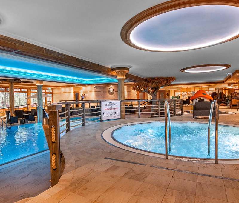 Aqua Sport Hotel*** s vodním světem a polopenzí