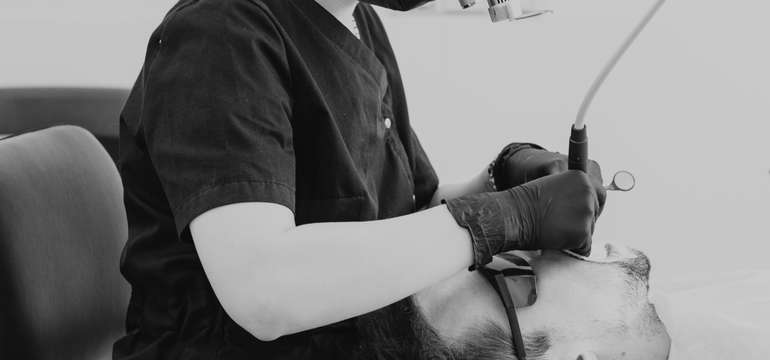 Dentálna hygiena alebo profesionálne bielenie v BL:K Dental Clinic