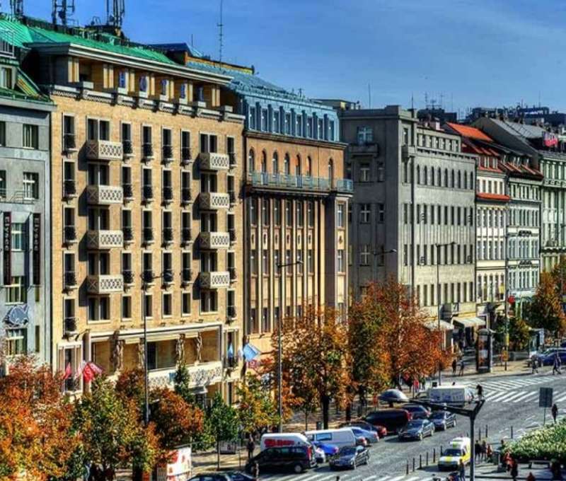 Hotel Jalta má vynikajúcu polohu priamo na Václavskom námestí