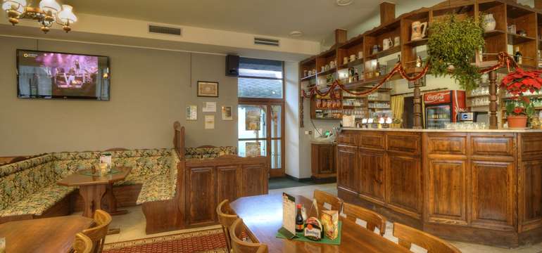 V restauraci nepřehlédněte ani bar