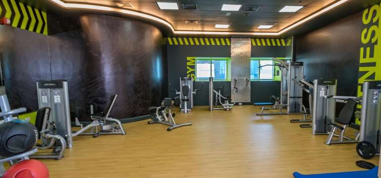 V budove je k dispozícii aj fitness centrum