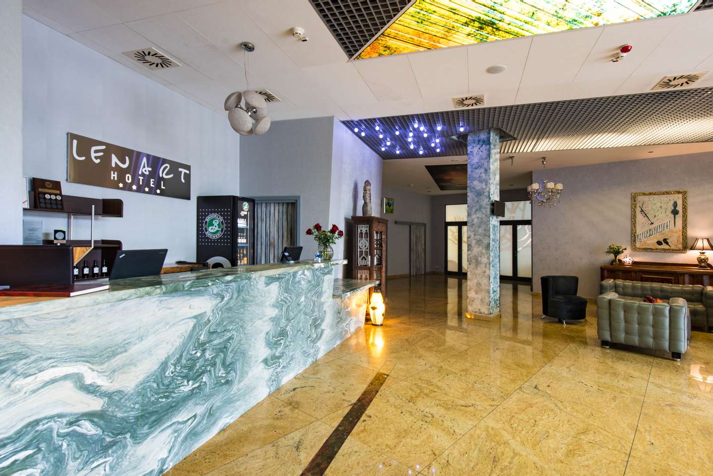 Unikátny hotel Lenart**** s wellness len 15 minút od soľnej bane Wieliczka