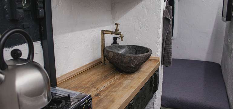 Bunker B - kuchyňa