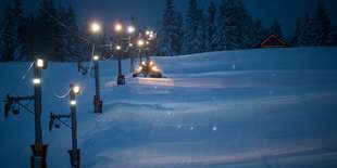 Večerné lyžovanie má tiež svoje čaro