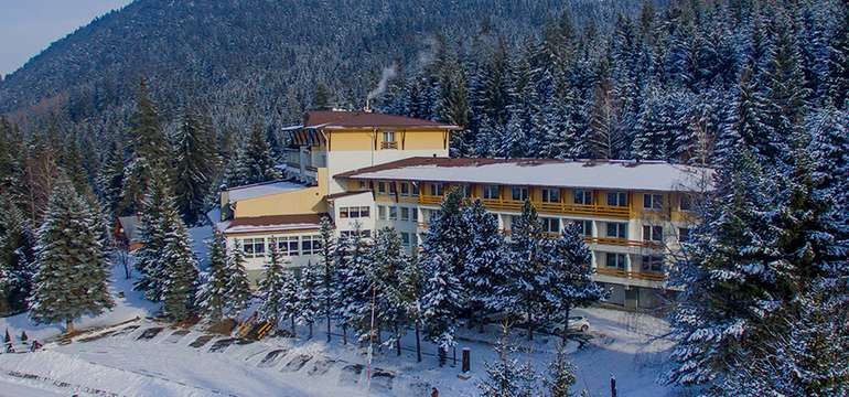 AVENA RELAX HOTEL***  je situované v krásnom a tichom horskom prostredí Jánskej doliny