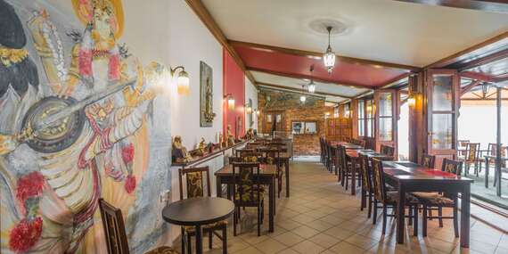 Pravá indická kuchyňa v Little India - kuracia tikka masala alebo butter chicken/Košice - Staré Mesto