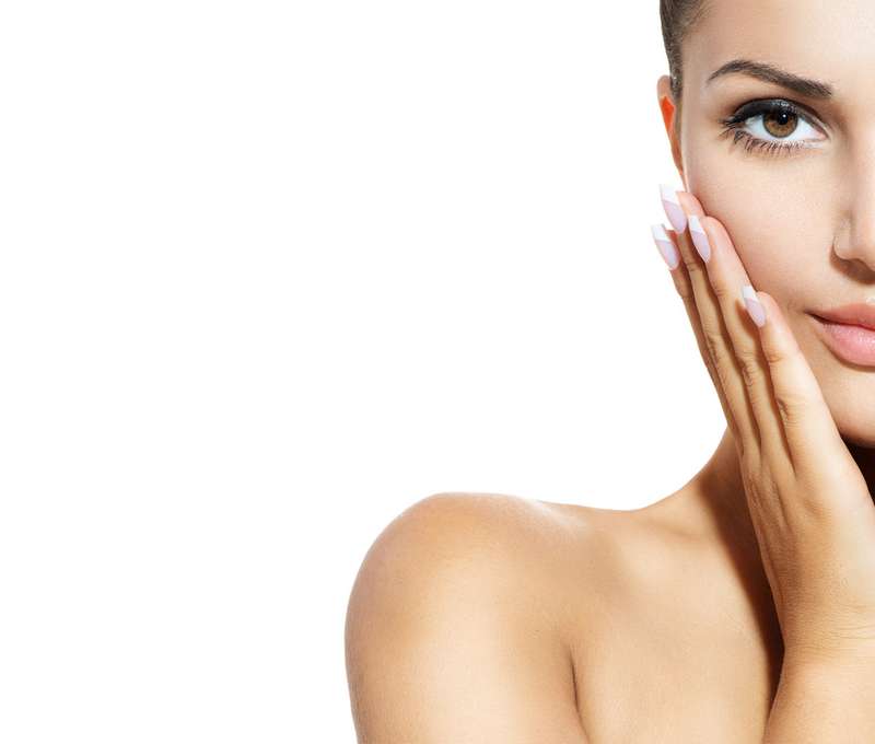 Stop vráskam - aplikácia účinnej látky špecialistkou na estetickú dermatológiu