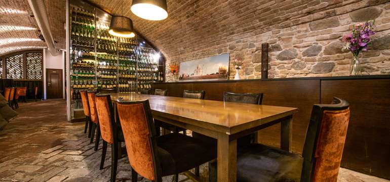 Interiér Punjabi Dhaba - Hlboká cesta