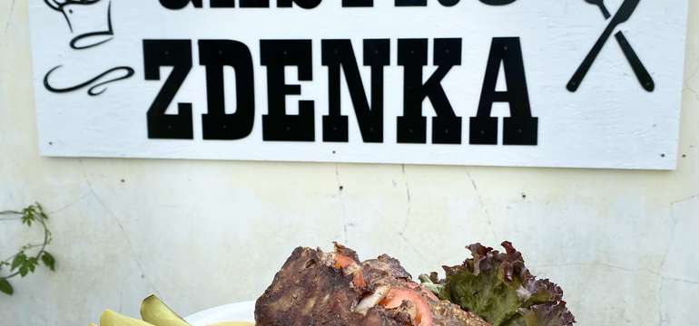 Pečené marinované rebrá pre dve osoby