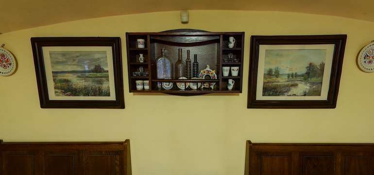 Vináreň a Reštaurácia pri Kaplnke - interiér