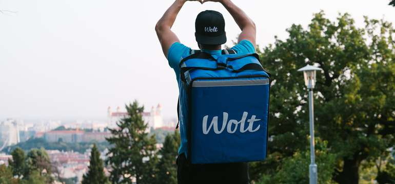 Donáška jedla kuriérom Wolt