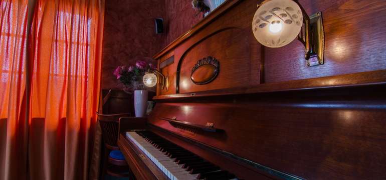 Hotel GOLFER***, Piano bar
