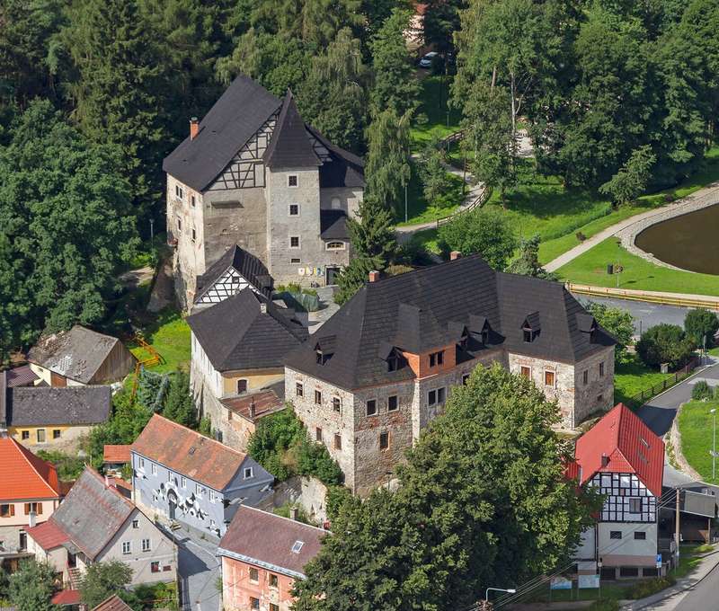 Pobyt na nejstarším českém hradě Vildštejn ve Skalné