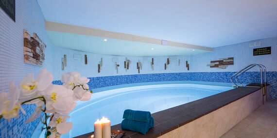 Vstup do wellness s bazénom, vírivkou, saunou a fitness centra vo WX hoteli/Bratislava - Devínska Nová Ves
