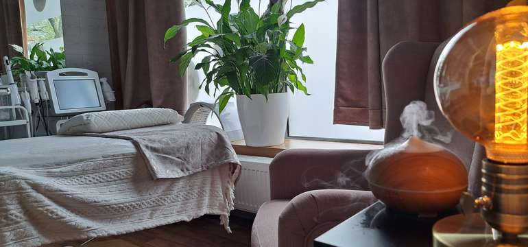 Salón na Americkom Námestí 1 v Bratislave