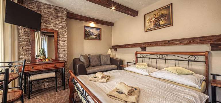 Apartmán s dvomi spálňami a balkónom (2+2)