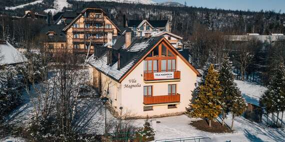 Vila Júlia*** alebo Magnólia*** pod Lomnickým štítom s raňajkami/Vysoké Tatry – Tatranská Lomnica