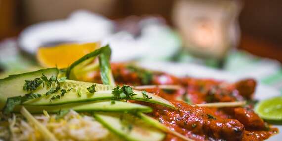 Pravá indická kuchyňa v Little India - kuracia tikka masala alebo butter chicken/Košice - Staré Mesto