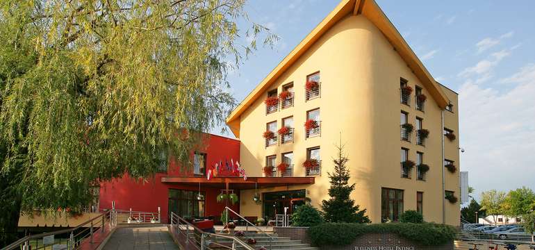 Wellness Hotel Patince****, moderný family wellness hotel