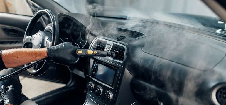 Parné čistenie interiéru, exteriéru aj tepovanie v Para Car Wash