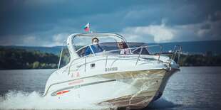 Štýlová plavba motorovým člnom po Dunaji 