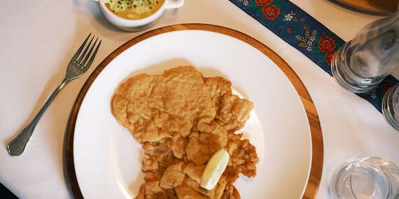 Gurmánska trojchodová večera pre dvoch v ikonickej reštaurácii Leberfinger/Bratislava - Petržalka