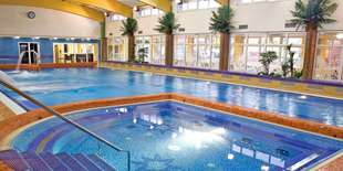 Vstup do wellness (vodný svet a sauny) je možný za príplatok