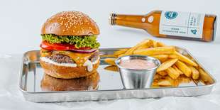 Classic burger s hranolkami od Regal Burger
