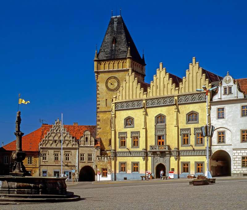 Historické město Tábor leží pouhých 20 km od Bechyně