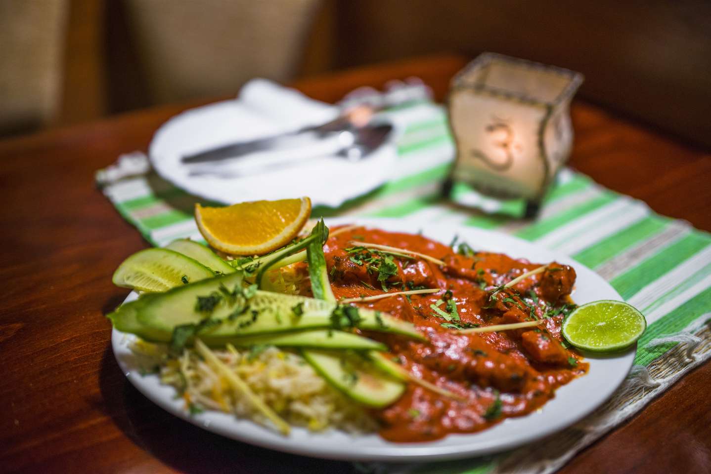 Pravá indická kuchyňa v Little India - kuracia tikka masala alebo butter chicken