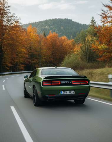 Dodge Challenger 6,4 HEMI